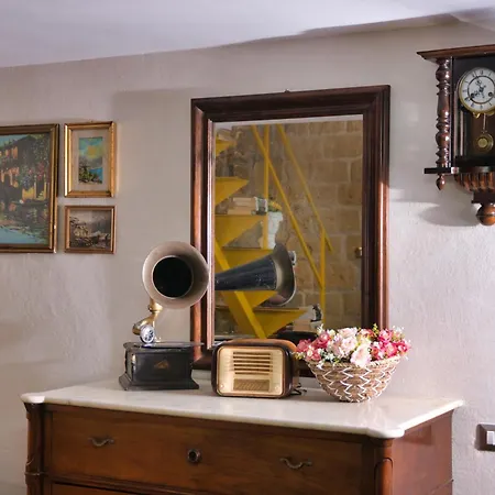 Carlito's House- Un'intera Casa Al Centro Storico Apartamento