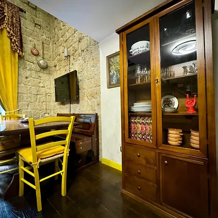 Carlito's House- Un'intera Casa Al Centro Storico Apartamento Nápoles